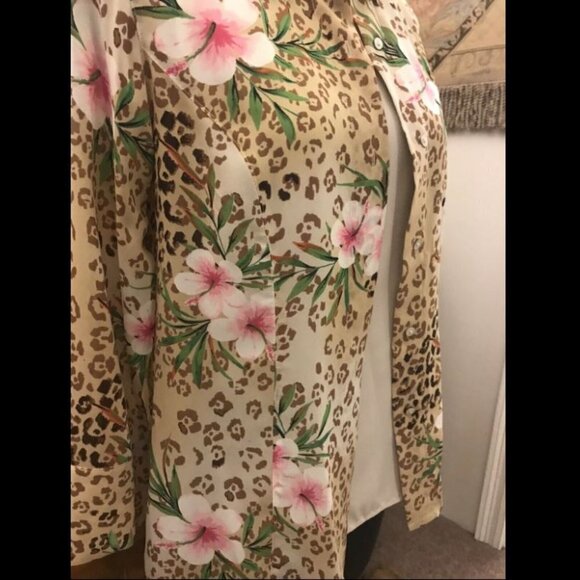 LAURA SCOTT Women's Size 6. Semi-sheer L/S Shirt with attached full Camisole B2 - Picture 3 of 4